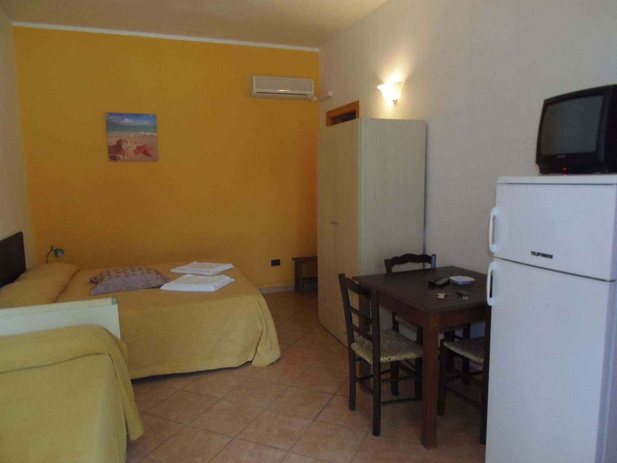 Missipezza Residence A Frassanito Alimini Room photo